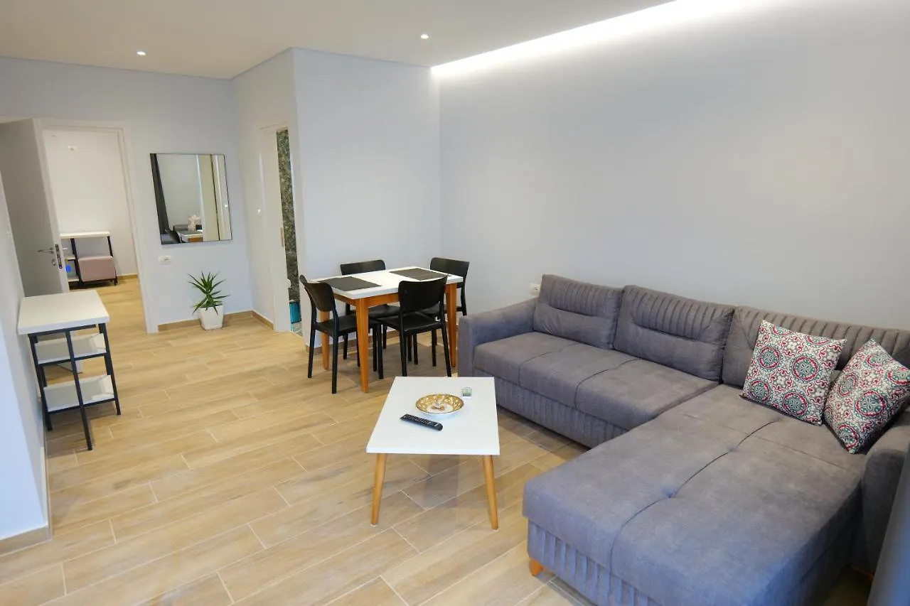 Gjoka Apartaments Sarande 0*,