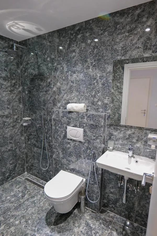 Gjoka Apartaments Sarande Apartment